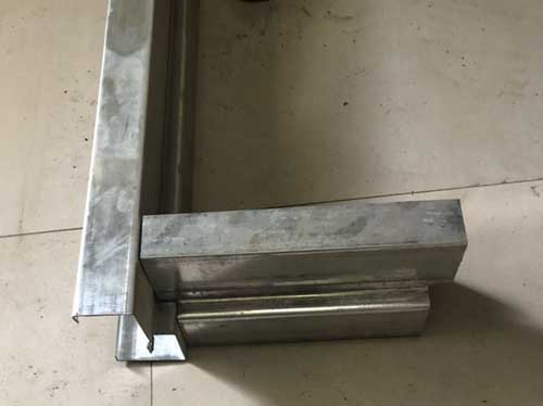 防火窗边框中挺.jpg
